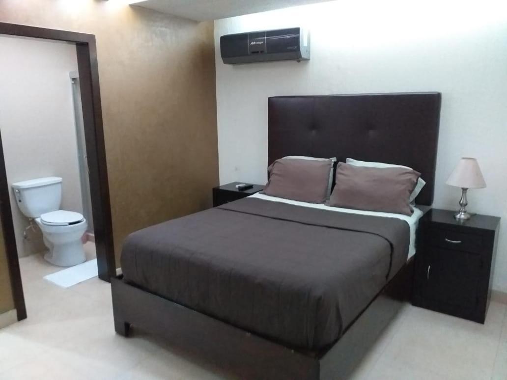 Premier Hotel Suites Ciudad Obregon Bagian luar foto